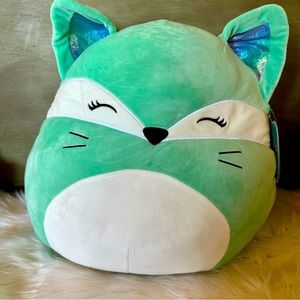 Squishmallow Rienne Arctic Fox 16” Stuffed animal